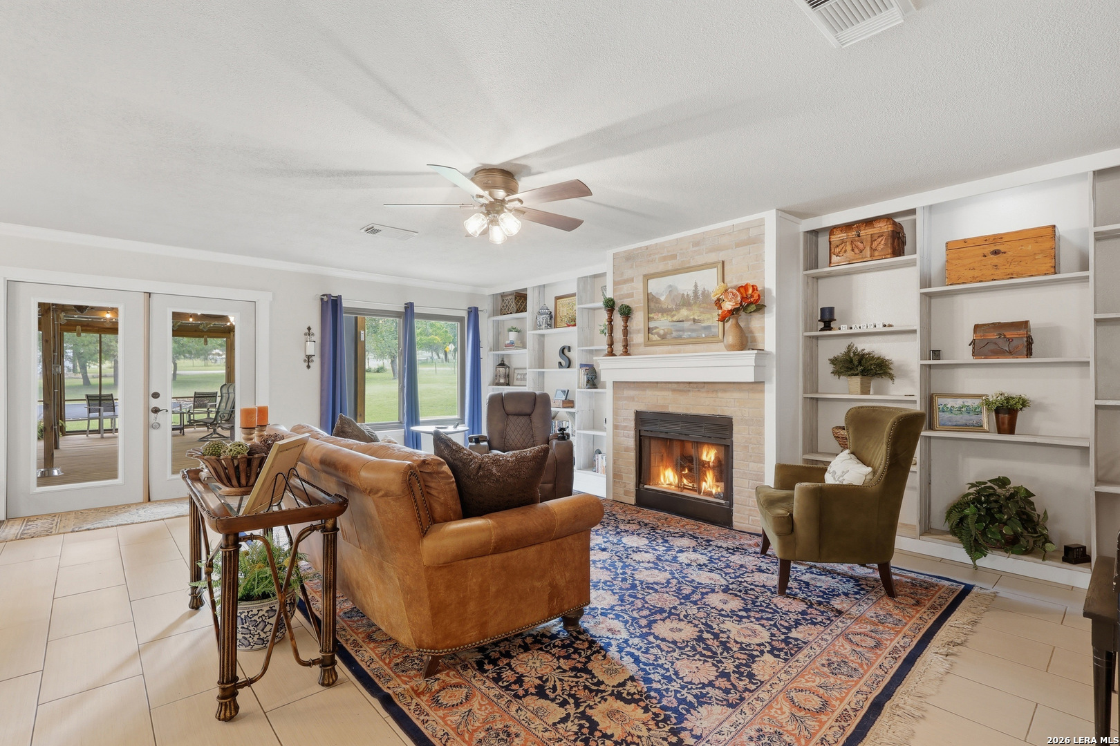 302 Whispering Oaks Adkins TX 78101