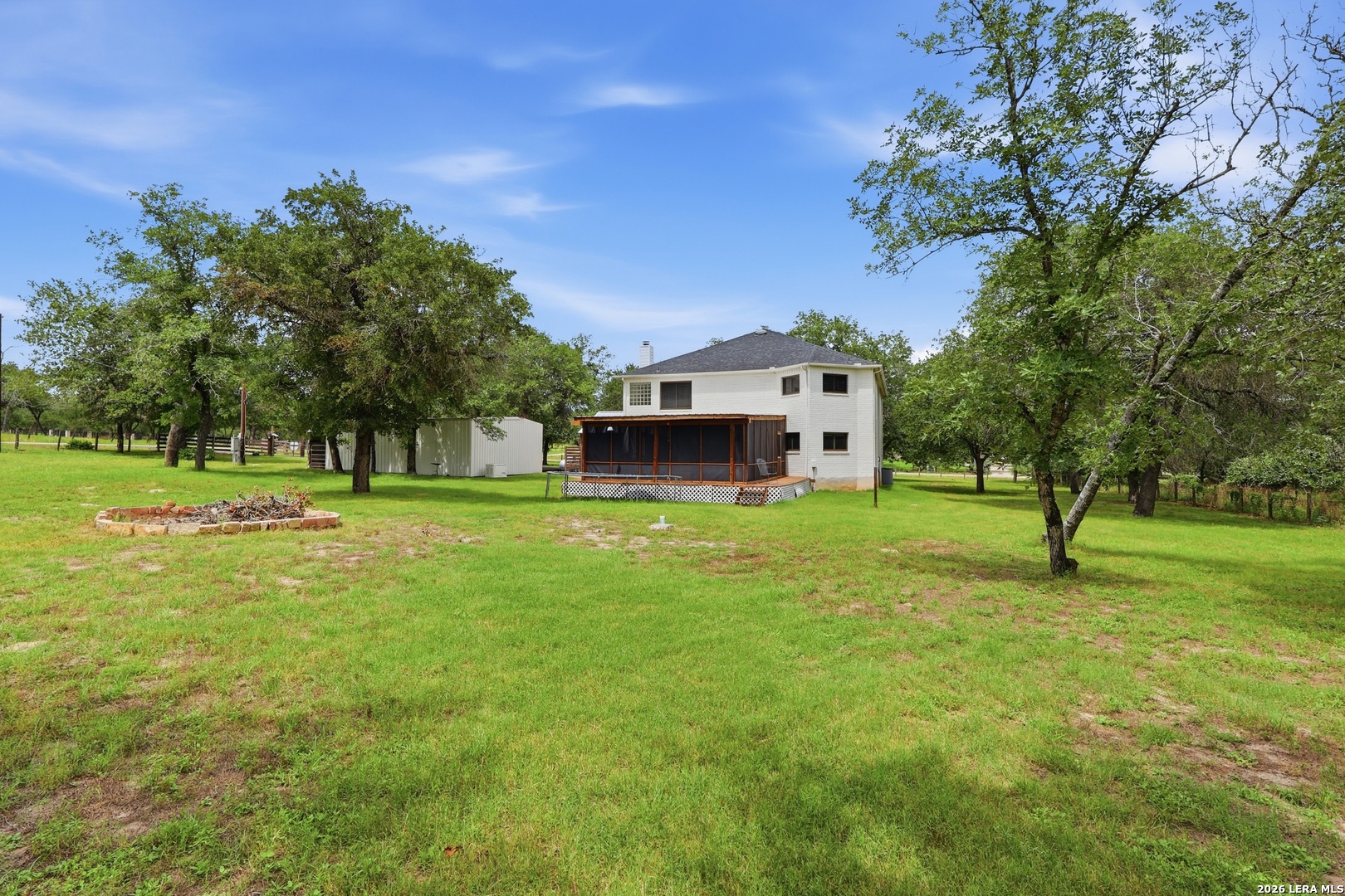 302 Whispering Oaks Adkins TX 78101