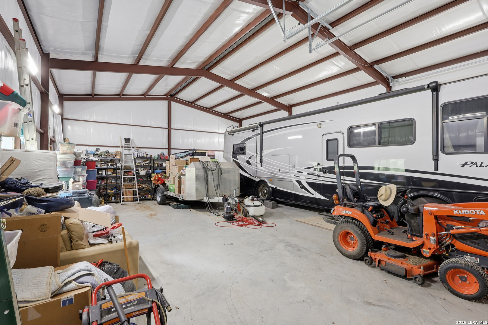 302 Whispering Oaks Adkins TX 78101
