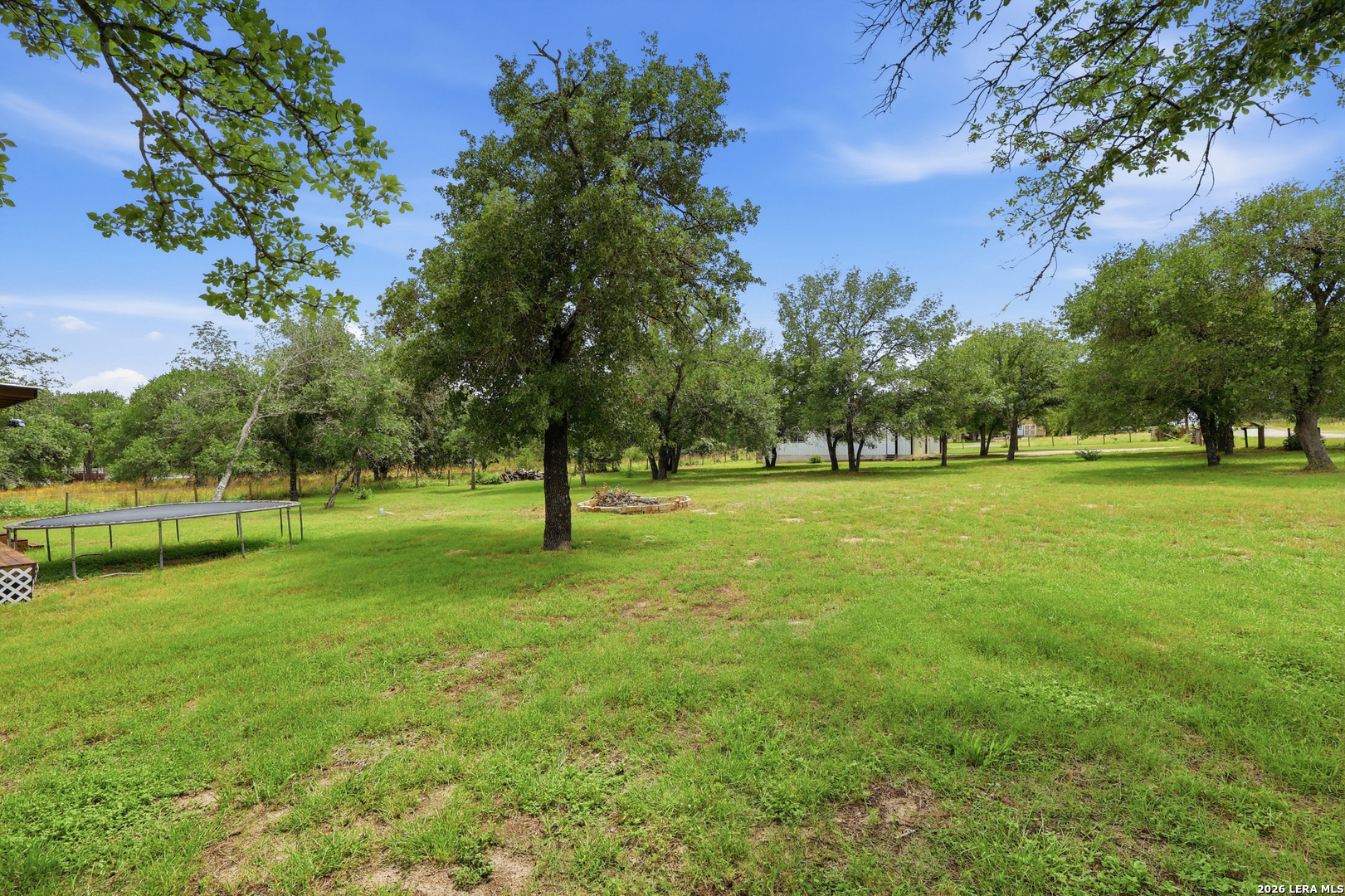 302 Whispering Oaks Adkins TX 78101