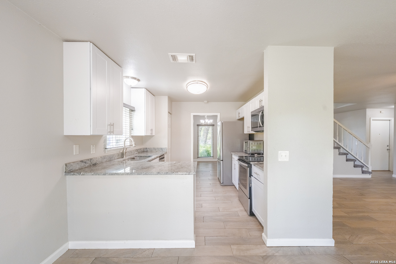 6807 Timberhill Leon Valley TX 78238