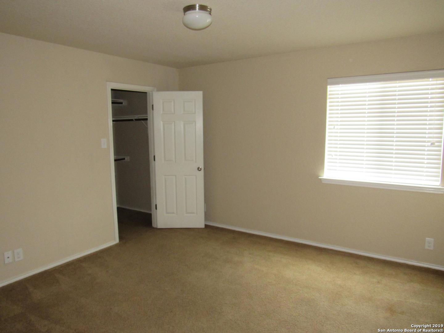 7002 Laguna Beach Converse TX 78109