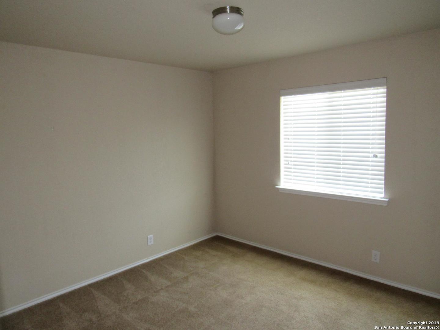 7002 Laguna Beach Converse TX 78109