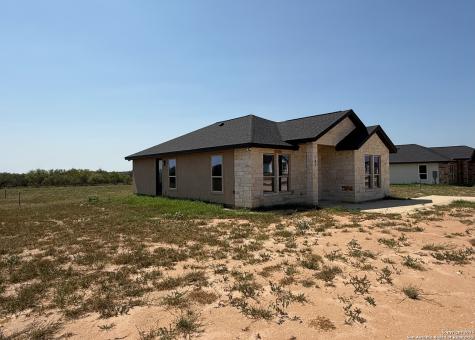 121 Camino Verde Court La Vernia TX 78121
