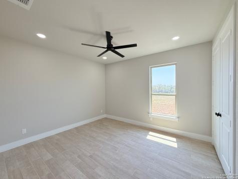 121 Camino Verde Court La Vernia TX 78121