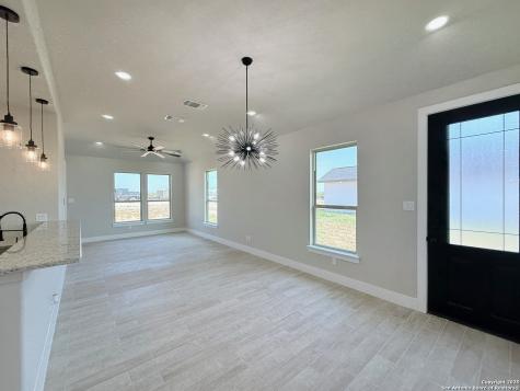 121 Camino Verde Court La Vernia TX 78121