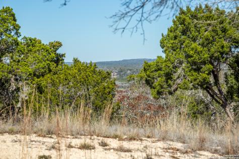 935 Enchanted Canyon Lake TX 78133