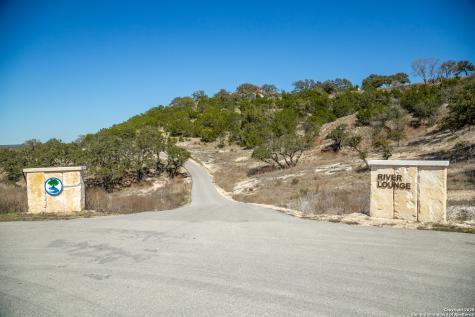 935 Enchanted Canyon Lake TX 78133