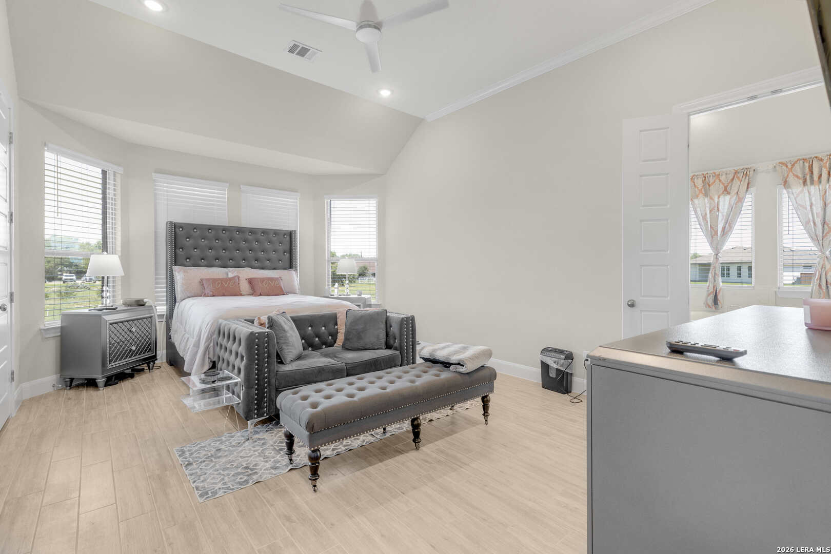 5021 Tupelo Row San Antonio TX 78263