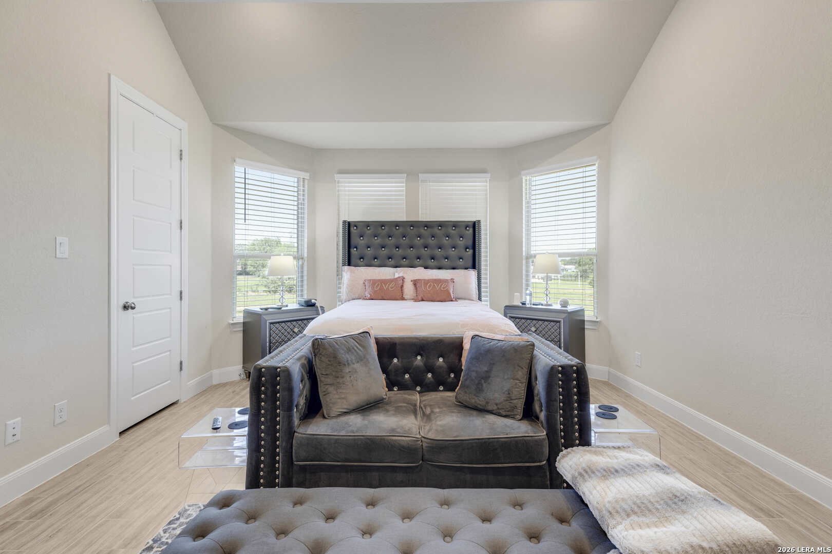 5021 Tupelo Row San Antonio TX 78263
