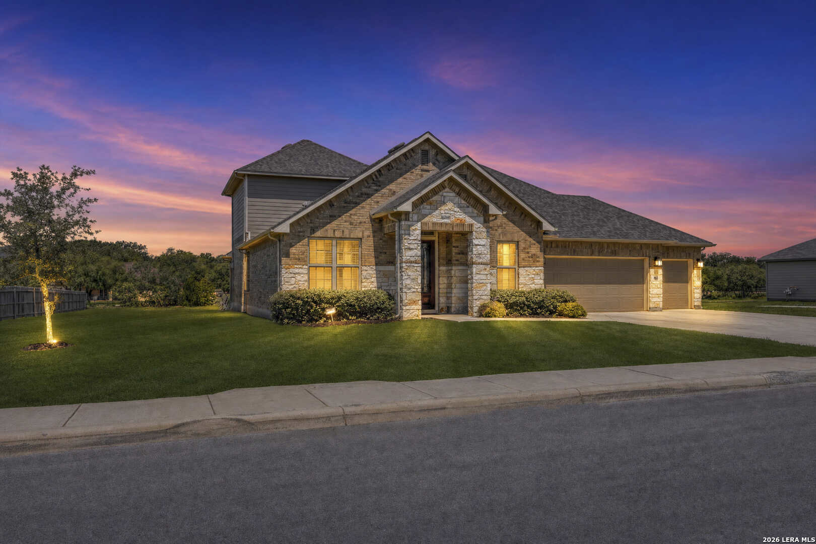 5021 Tupelo Row San Antonio TX 78263