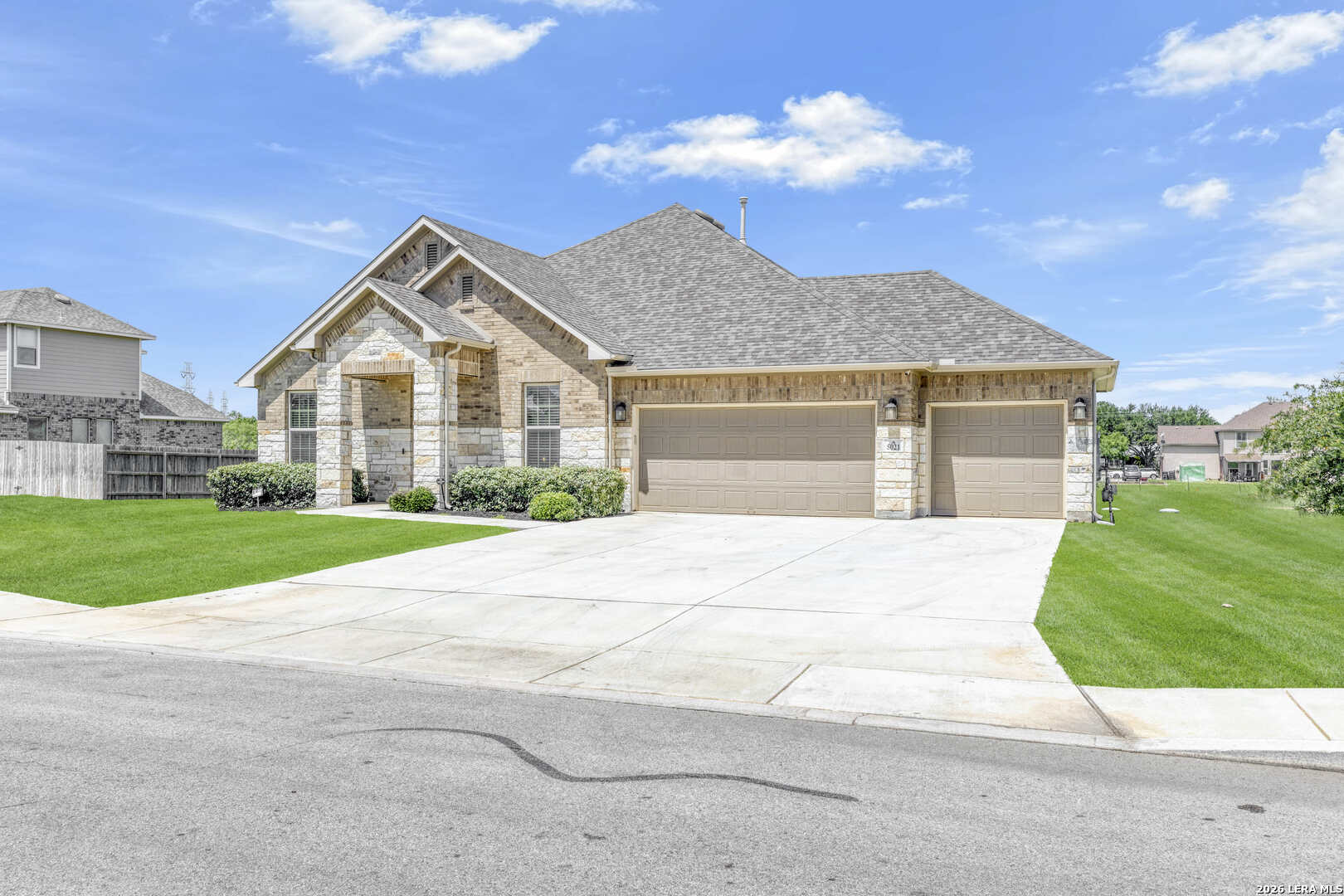 5021 Tupelo Row San Antonio TX 78263