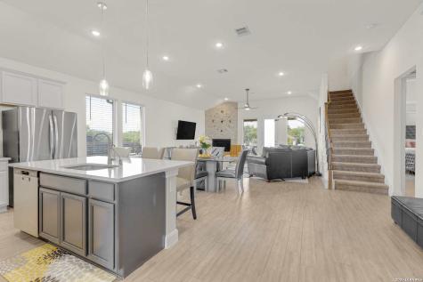 5021 Tupelo Row San Antonio TX 78263