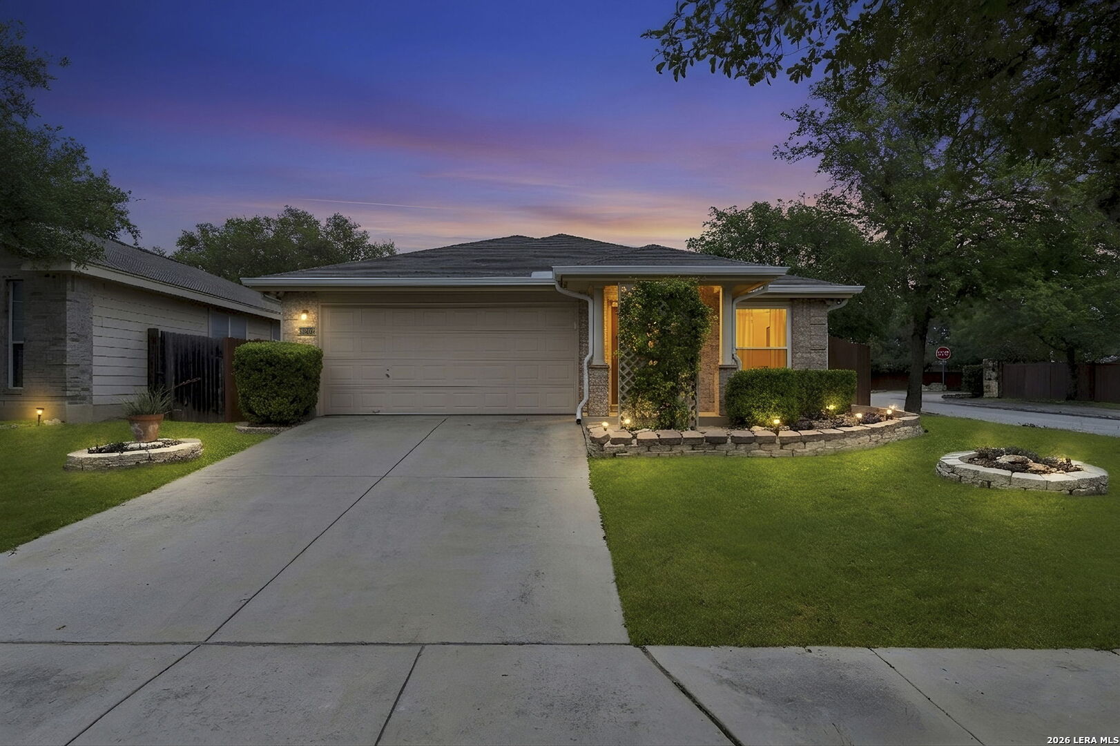 8202 Maloy Manor San Antonio TX 78250