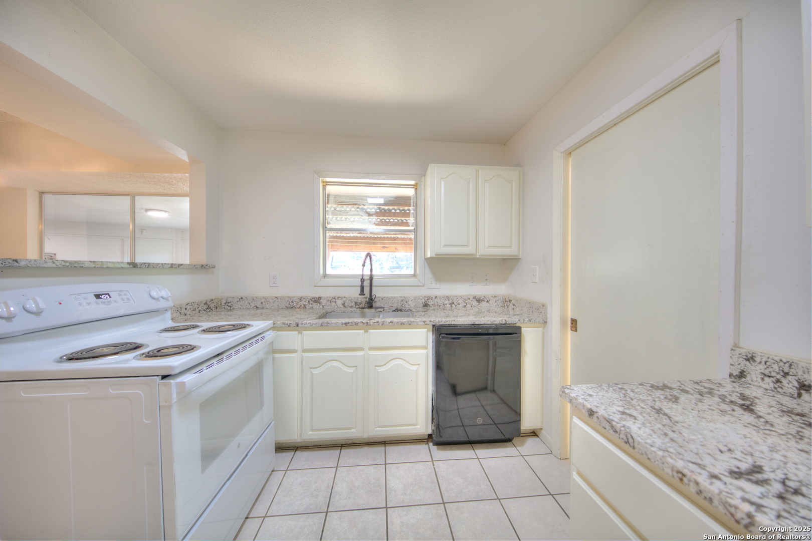 3746 Litchfield San Antonio TX 78230