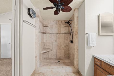 127 Stonegate S Boerne TX 78006