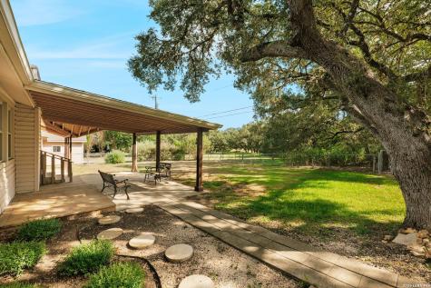127 Stonegate S Boerne TX 78006