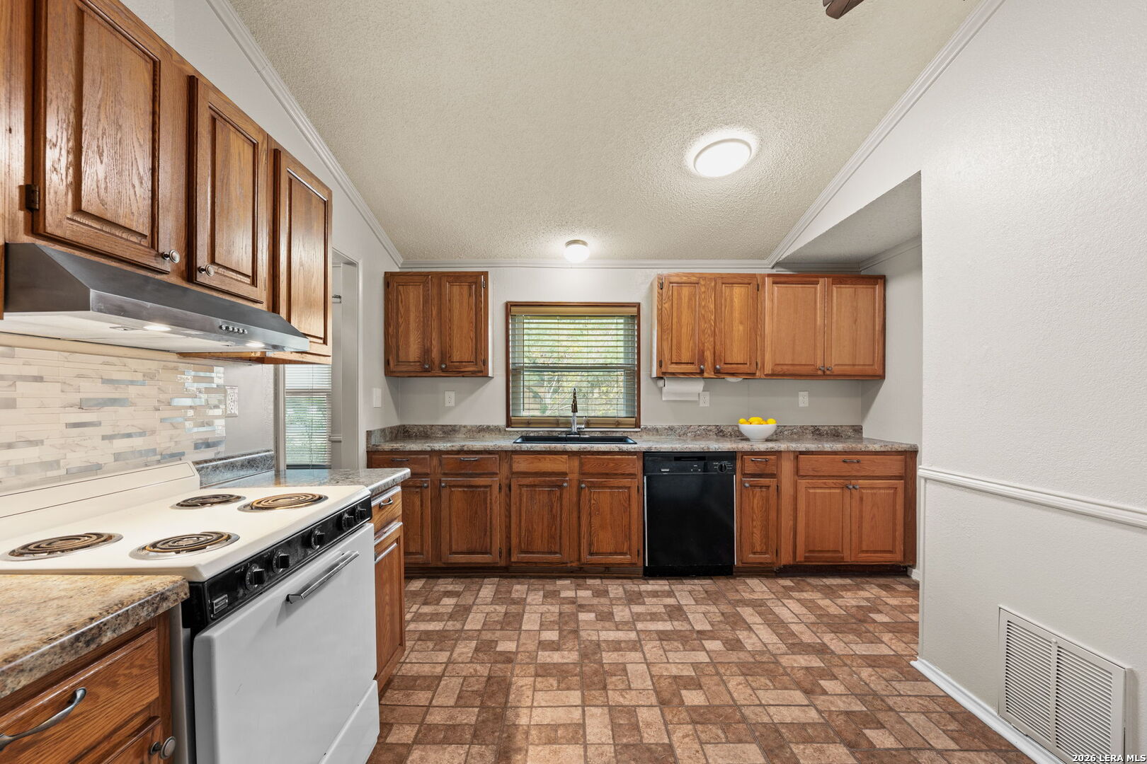 127 Stonegate S Boerne TX 78006