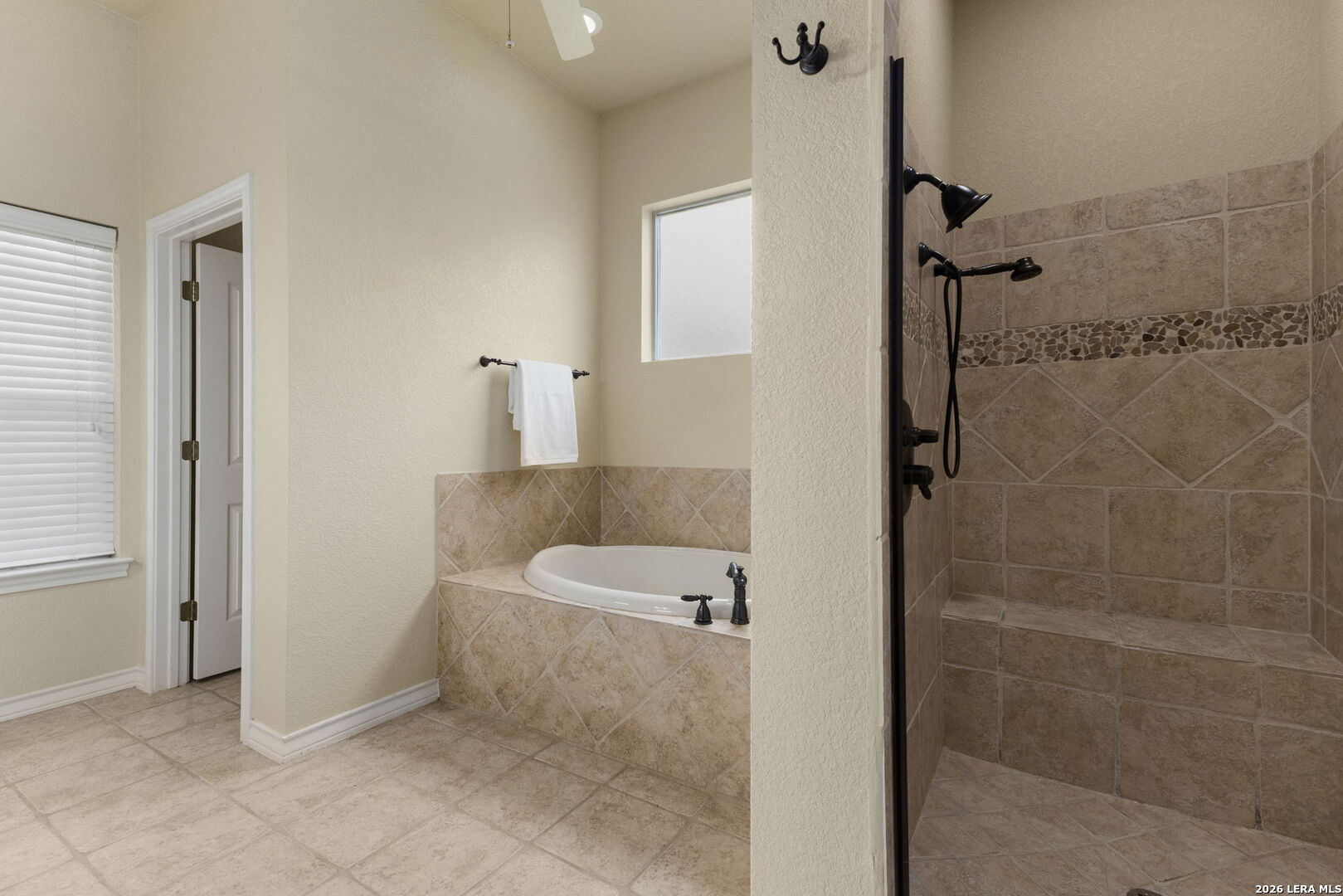 128 Comal Oak Bulverde TX 78163