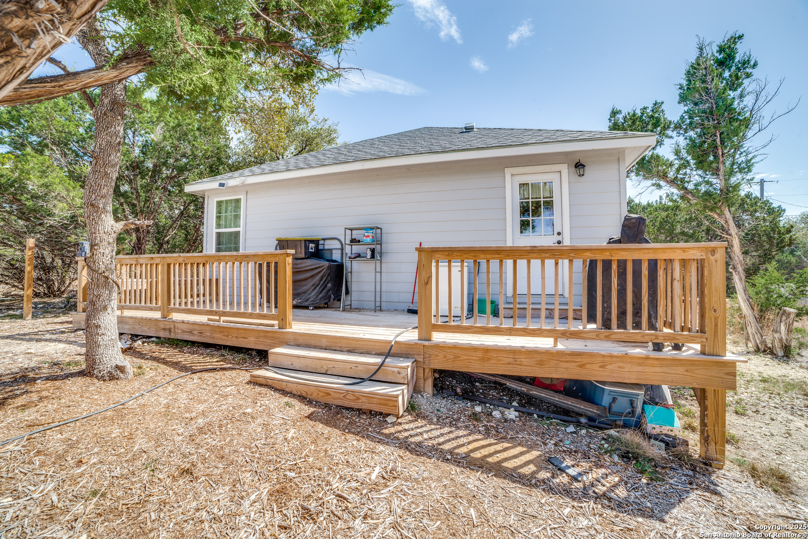 205 Canyon Lake Bandera TX 78003