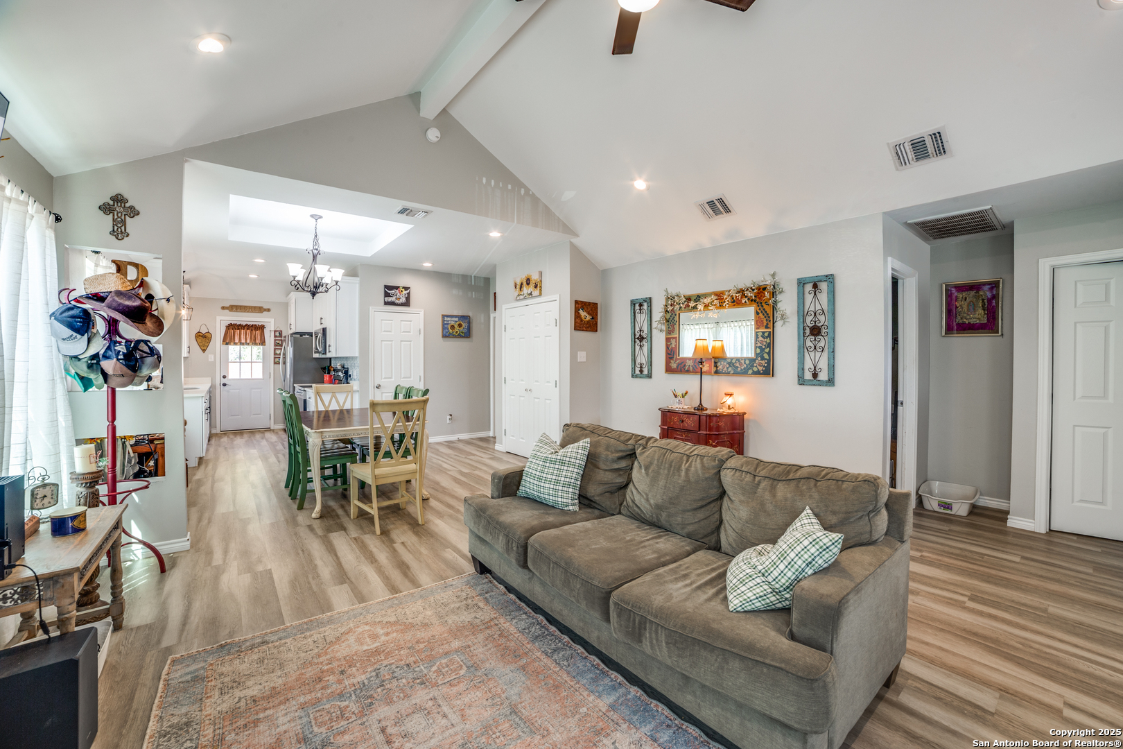 205 Canyon Lake Bandera TX 78003