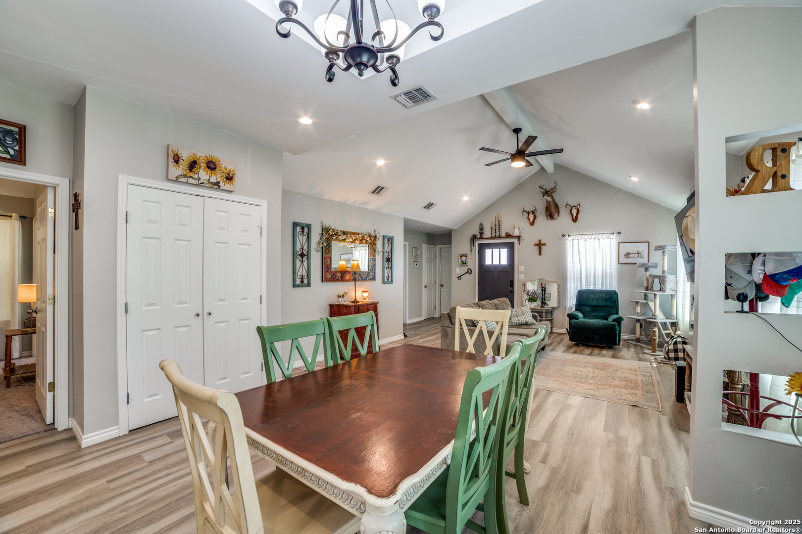 205 Canyon Lake Bandera TX 78003