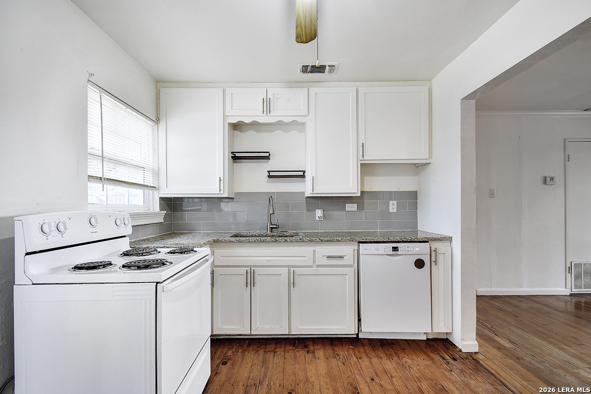 415 Blakeley Drive San Antonio TX 78209