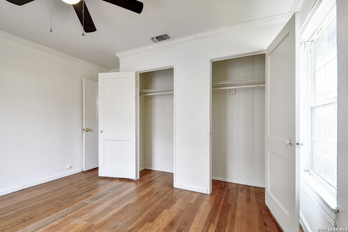 415 Blakeley Drive San Antonio TX 78209
