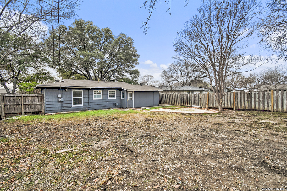 415 Blakeley Drive San Antonio TX 78209