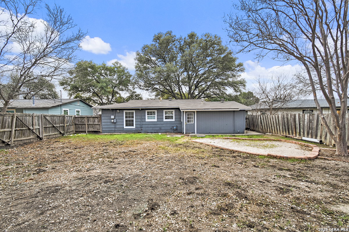 415 Blakeley Drive San Antonio TX 78209