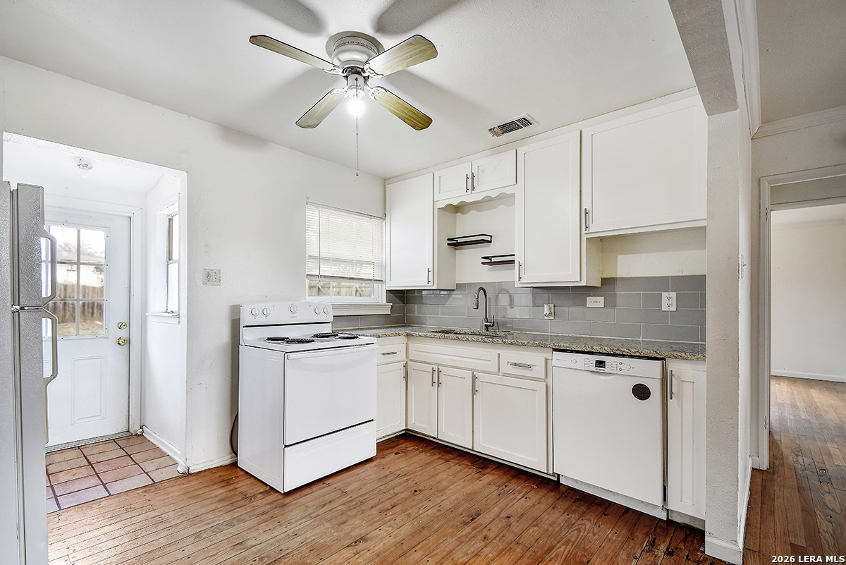 415 Blakeley Drive San Antonio TX 78209