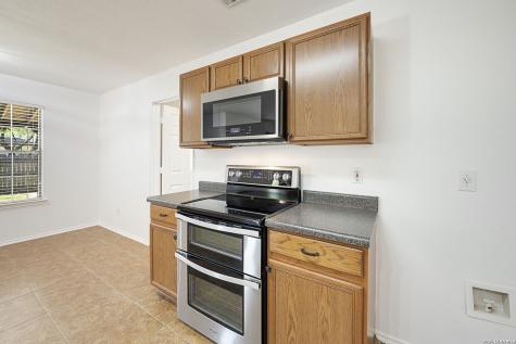 9046 Camino Rey San Antonio TX 78245
