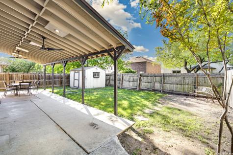 9046 Camino Rey San Antonio TX 78245