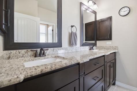 133 Sendera Crossing La Vernia TX 78121