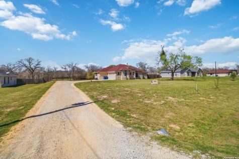 133 Sendera Crossing La Vernia TX 78121