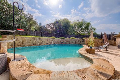 116 River Forest Castroville TX 78009