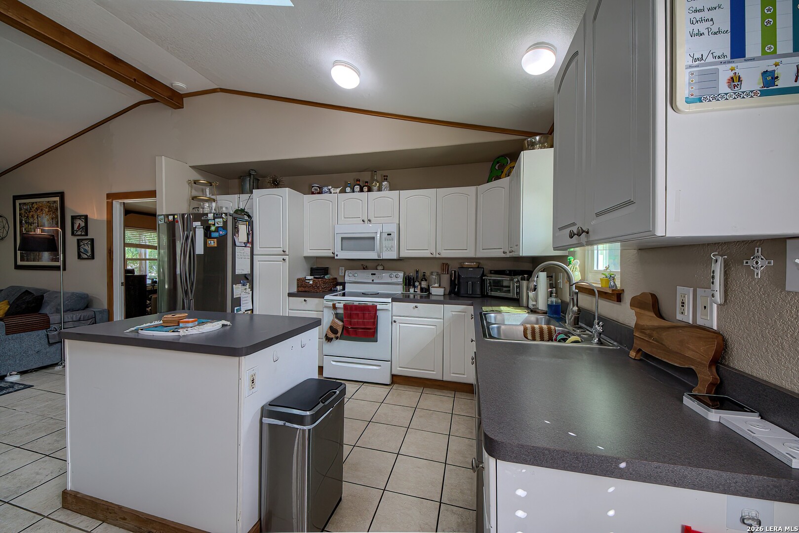 116 River Forest Castroville TX 78009