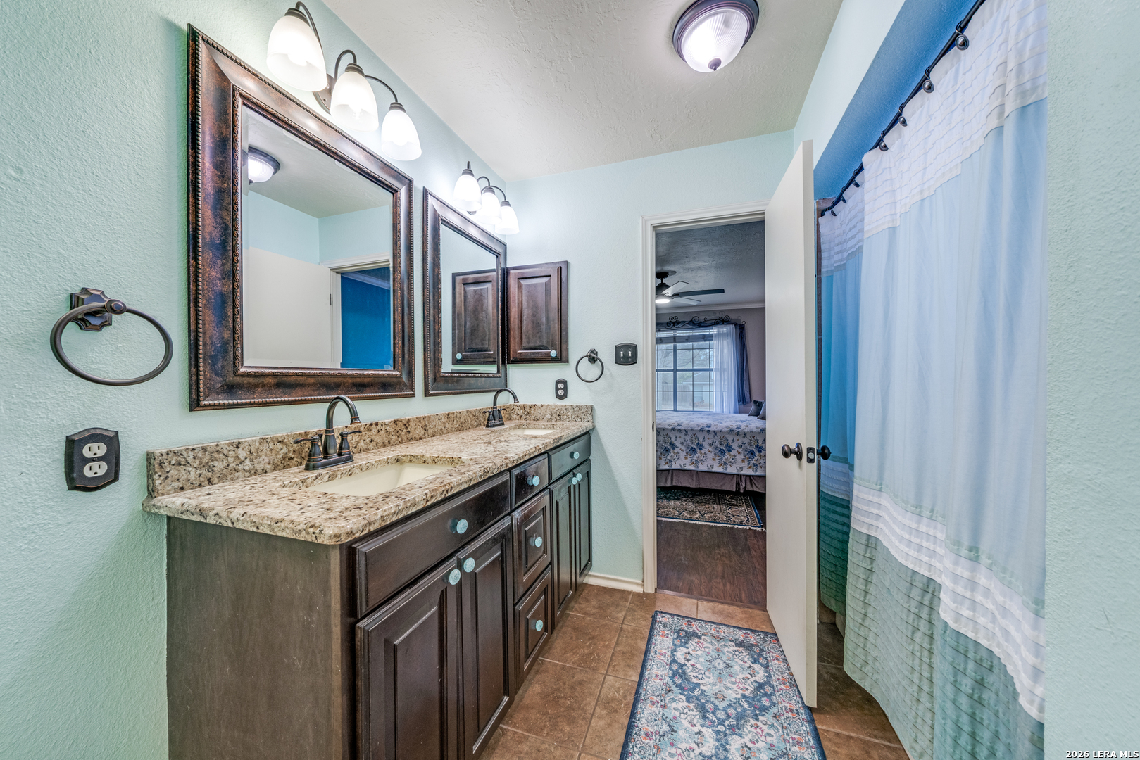 13127 Almond Bend Universal City TX 78148