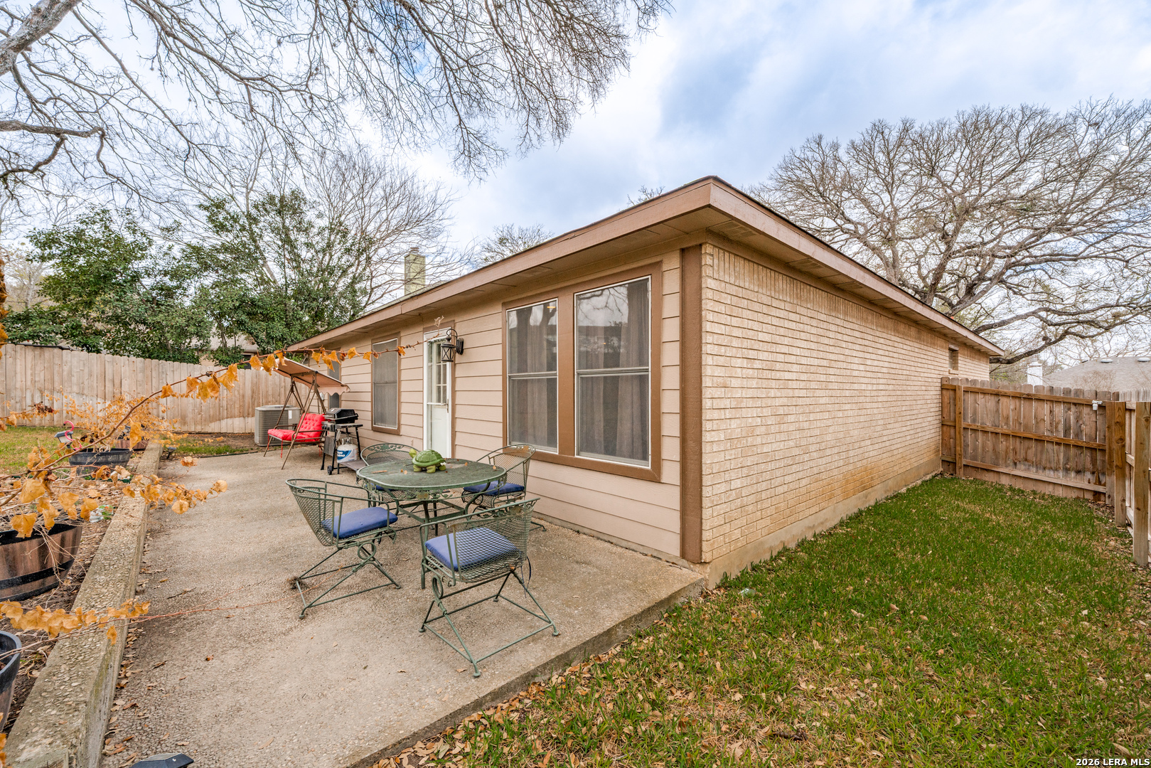 13127 Almond Bend Universal City TX 78148