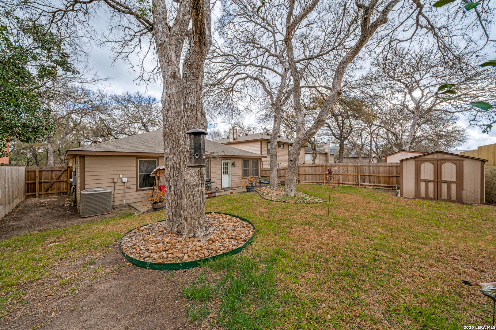 13127 Almond Bend Universal City TX 78148