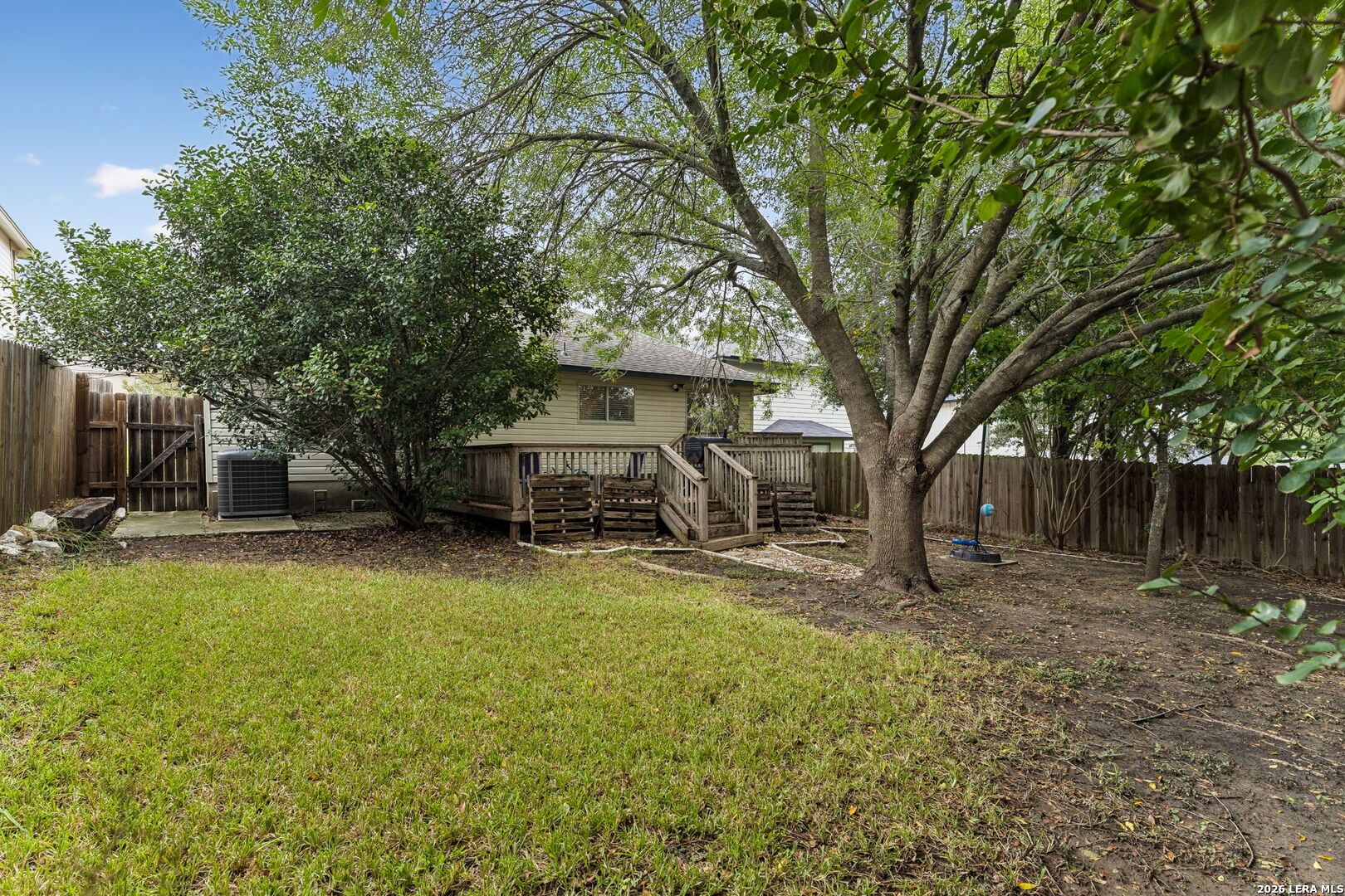 6815 Knights Haven Live Oak TX 78233