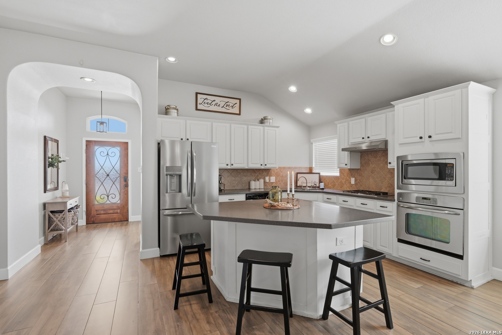 1003 Lariat San Antonio TX 78260