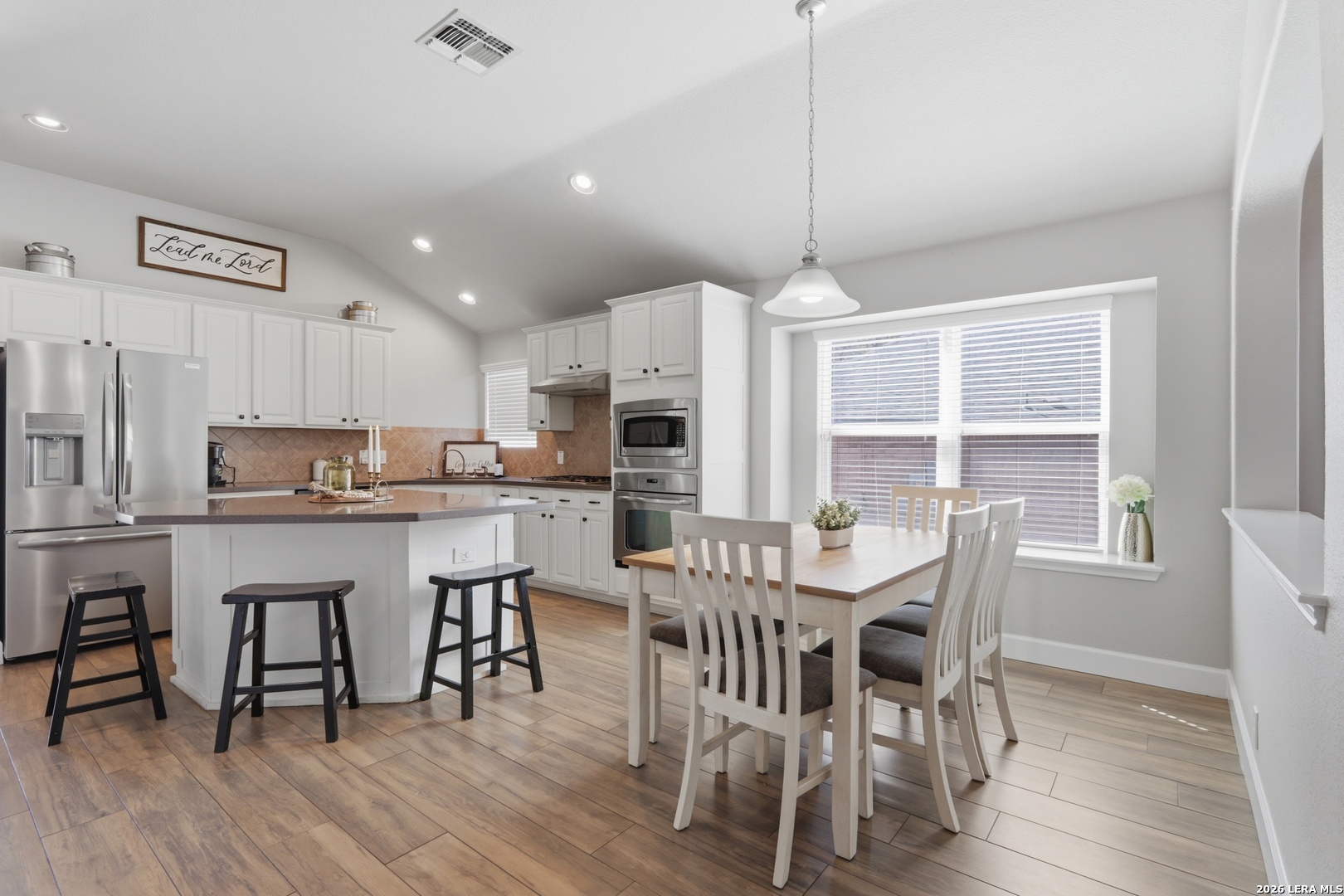 1003 Lariat San Antonio TX 78260