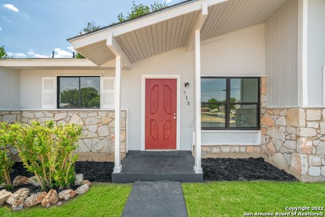 715 Pebblebrook Drive San Antonio TX 78220