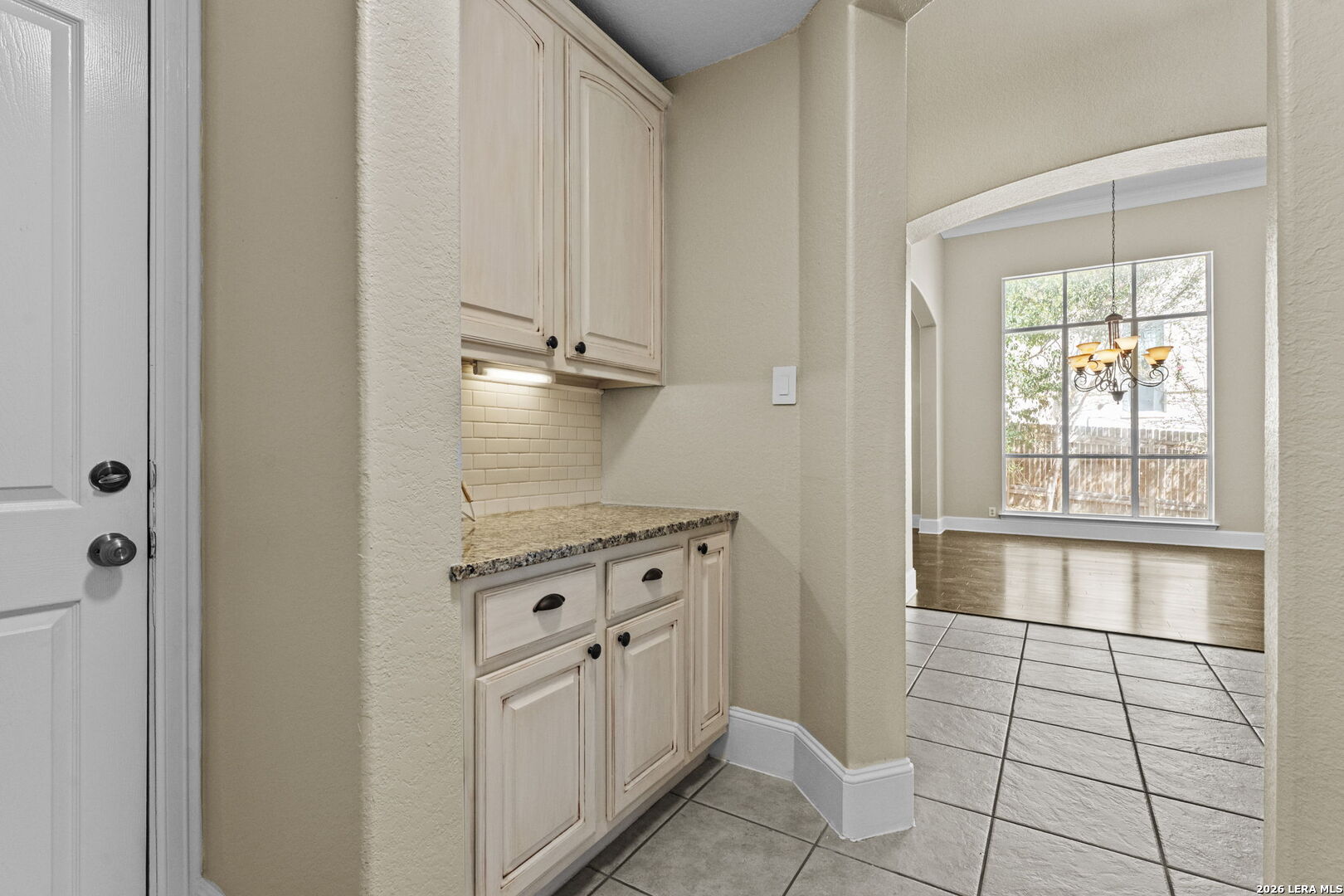 1814 Palmer View San Antonio TX 78260