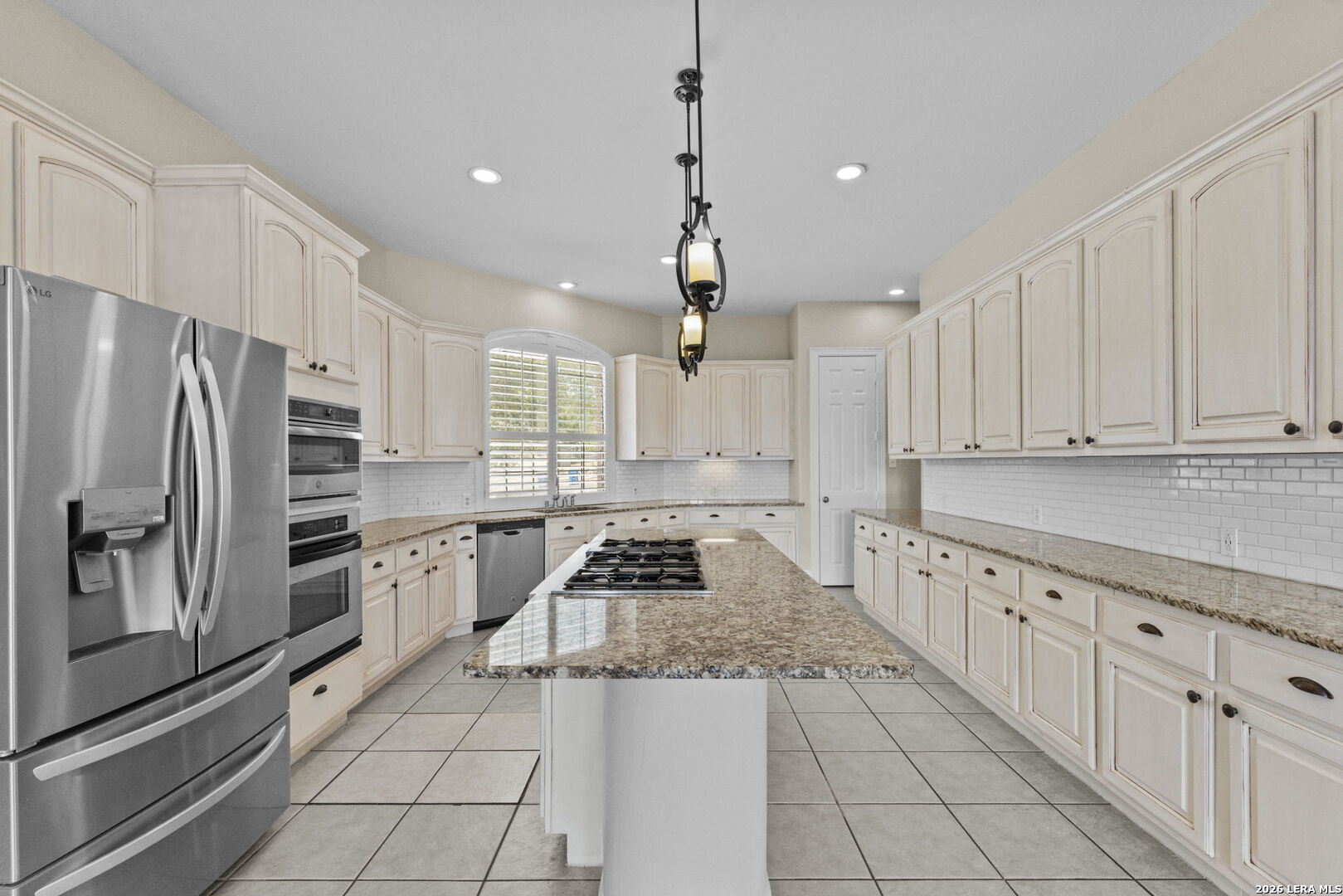 1814 Palmer View San Antonio TX 78260