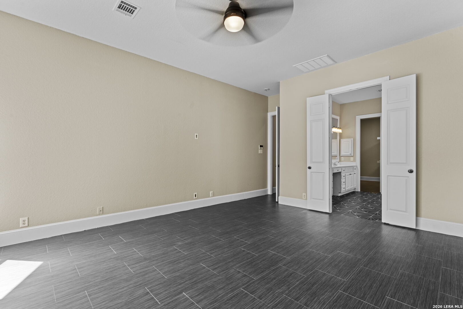 1814 Palmer View San Antonio TX 78260