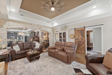 2063 Cotton Gin New Braunfels TX 78130