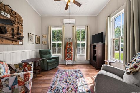 320 Second Street Comfort TX 78013