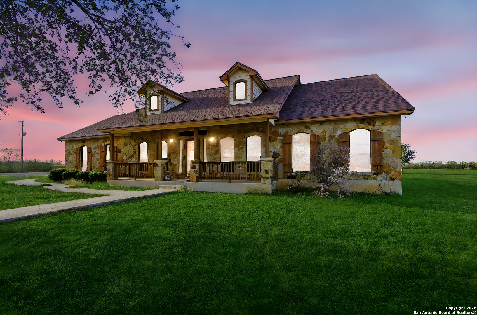 3036 State Highway 97w Floresville TX 78114